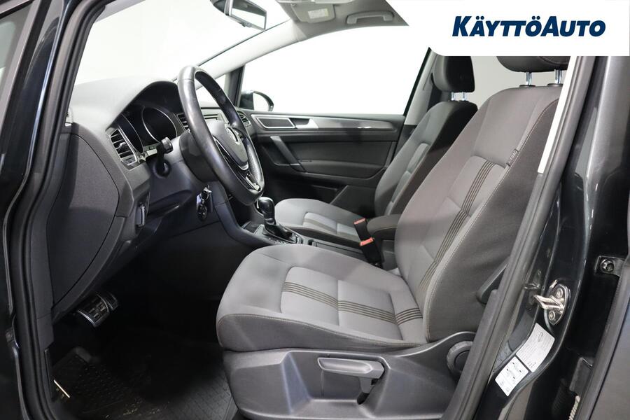 Volkswagen Golf Sportsvan vaihtoauto