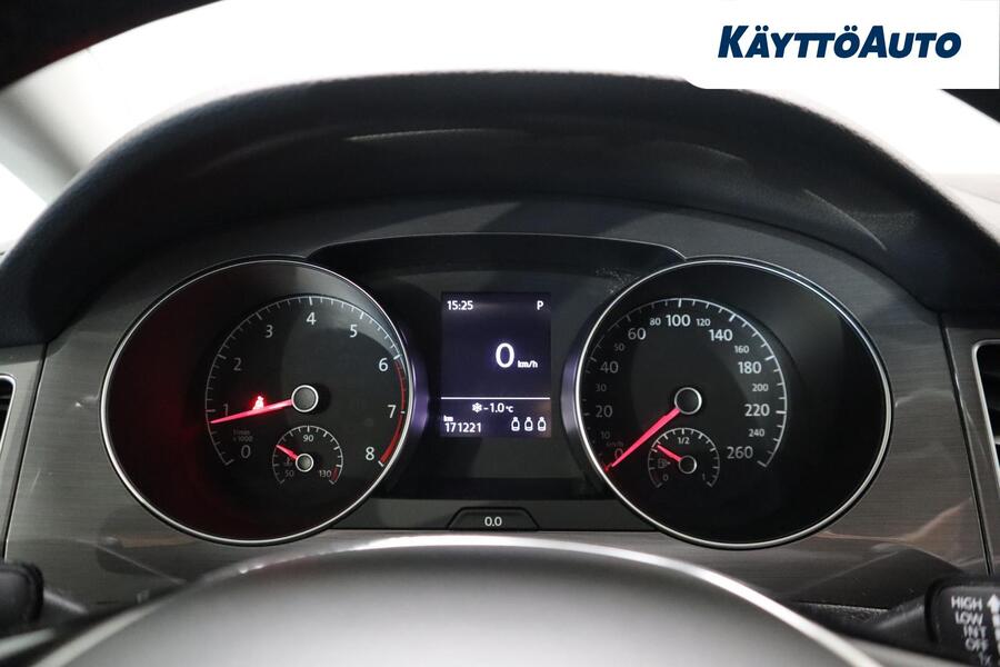 Volkswagen Golf Sportsvan vaihtoauto