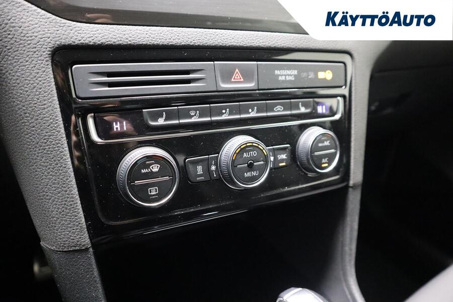 Volkswagen Golf Sportsvan vaihtoauto