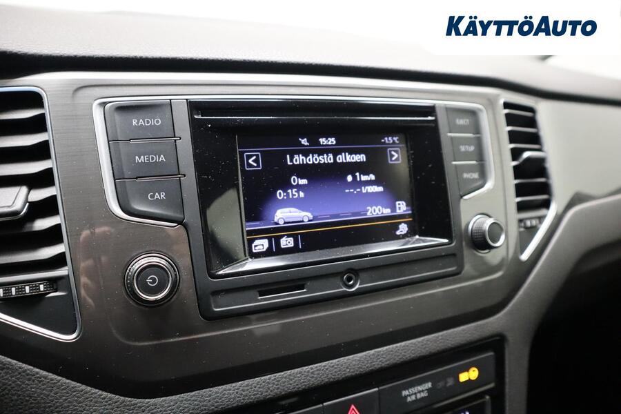 Volkswagen Golf Sportsvan vaihtoauto