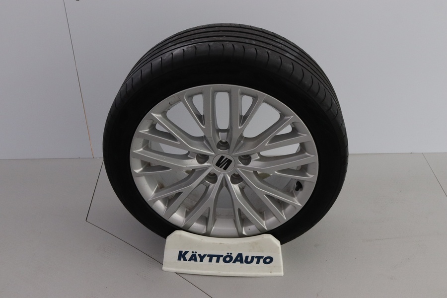 SEAT Leon Sportstourer vaihtoauto