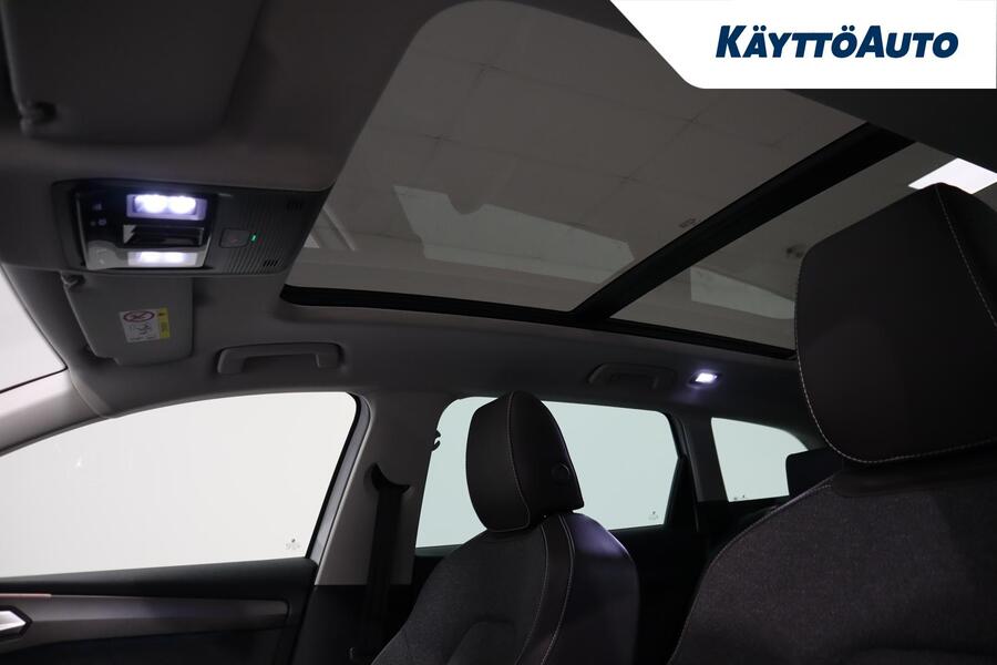 SEAT Leon Sportstourer vaihtoauto