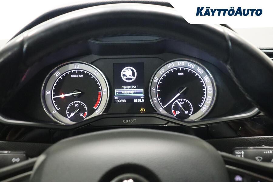 Skoda Superb vaihtoauto