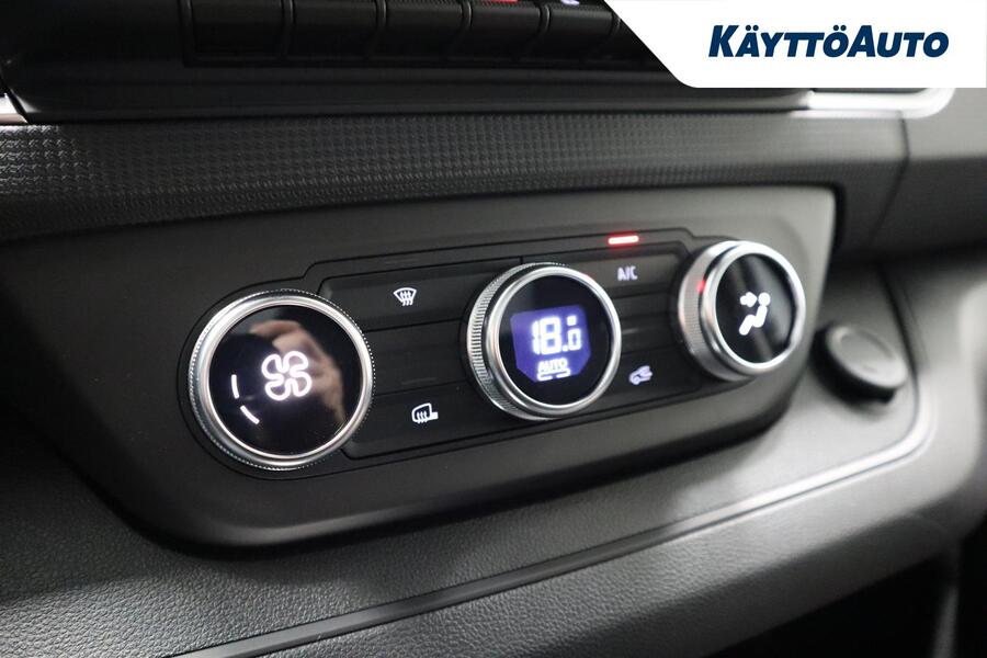 Nissan Primastar vaihtoauto