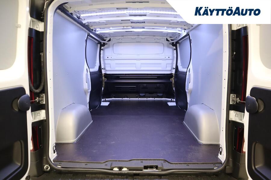 Nissan Primastar vaihtoauto