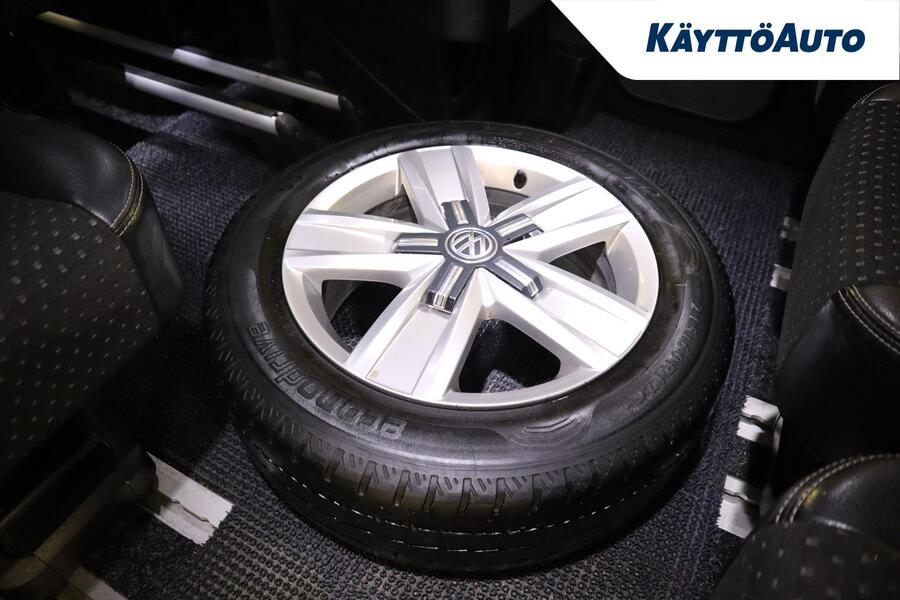 Volkswagen Transporter vaihtoauto