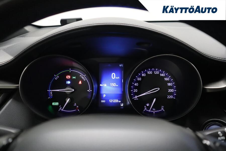 Toyota C-HR vaihtoauto