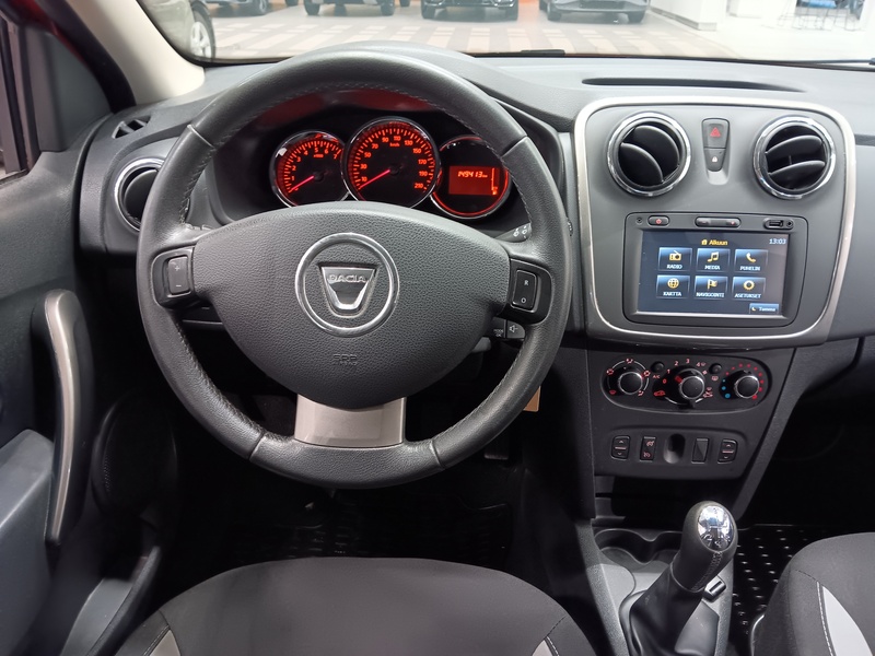 Dacia Sandero vaihtoauto