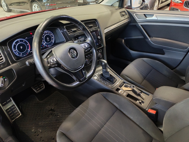 Volkswagen Golf vaihtoauto