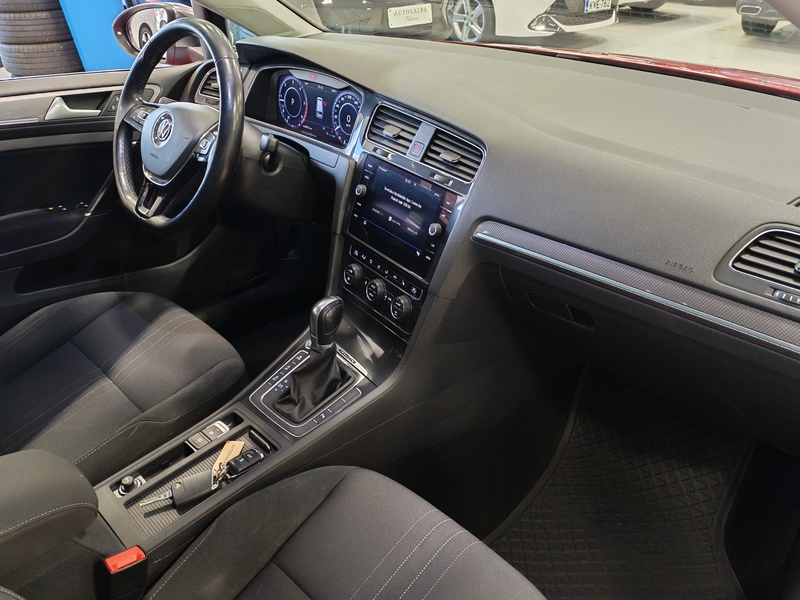 Volkswagen Golf vaihtoauto