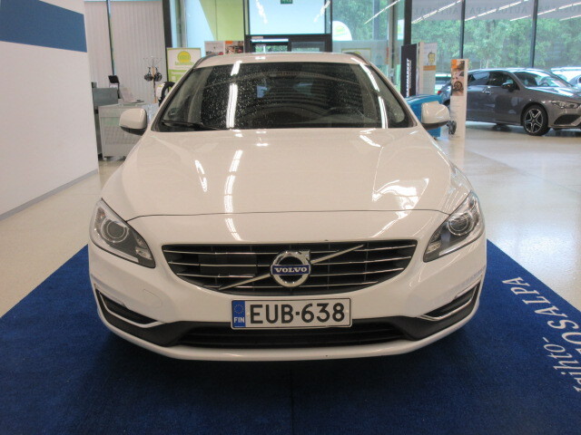 Volvo V60 vaihtoauto
