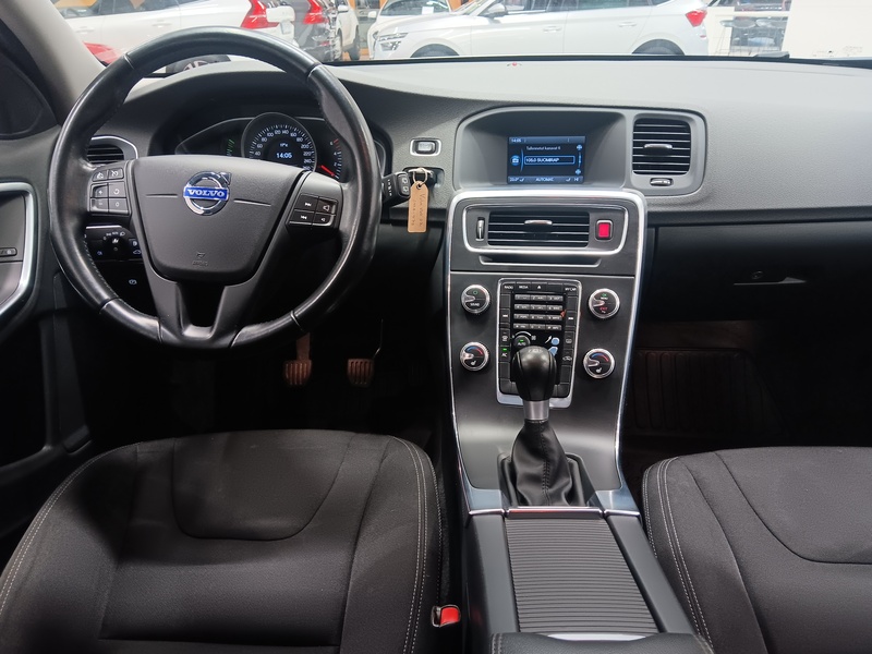 Volvo V60 vaihtoauto