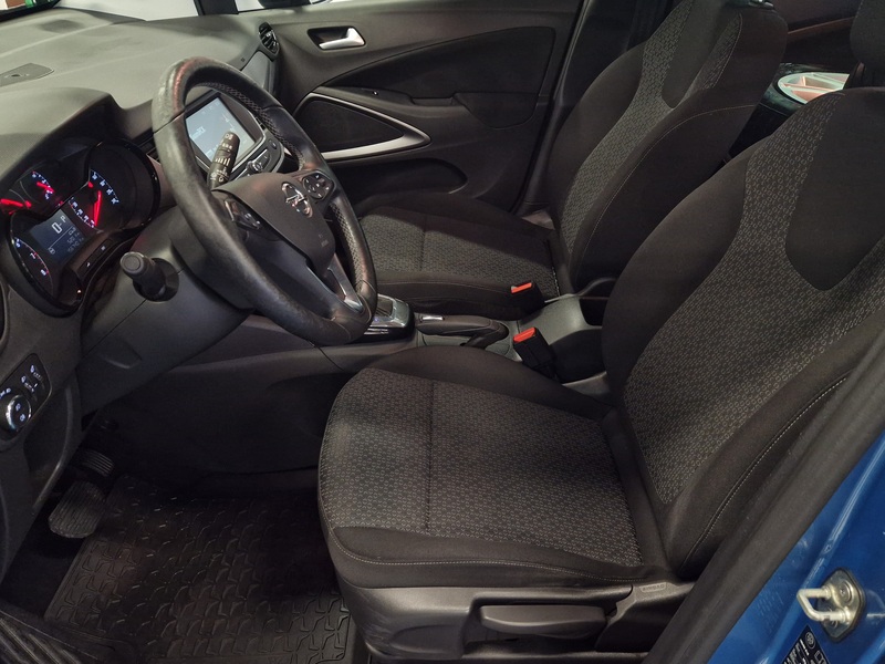 Opel Crossland X vaihtoauto