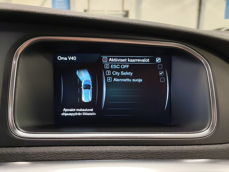 Volvo V40 Cross Country vaihtoauto