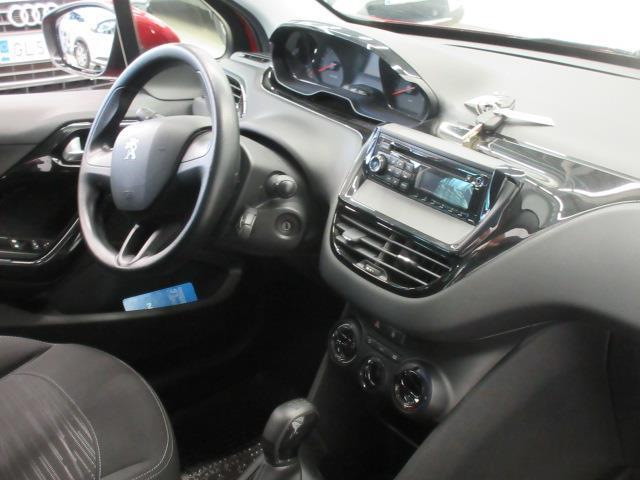 Peugeot 208 vaihtoauto