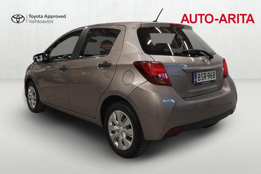 Toyota Yaris vaihtoauto