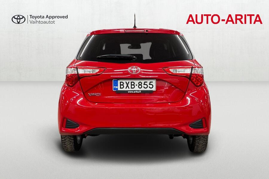 Toyota Yaris vaihtoauto