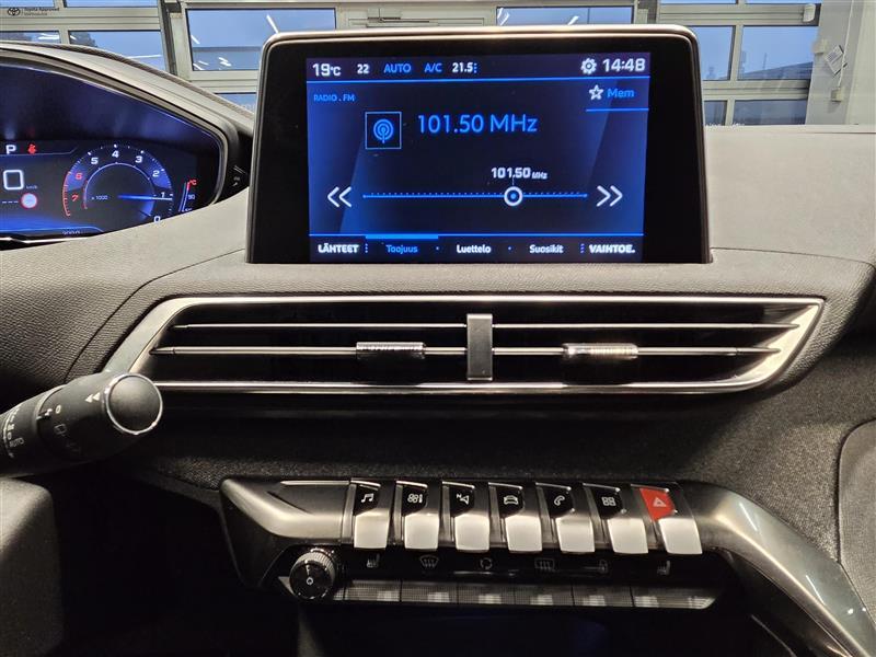 Peugeot 3008 vaihtoauto