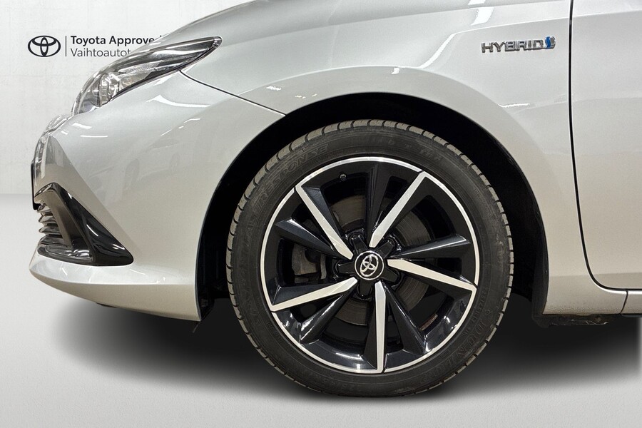 Toyota Auris vaihtoauto