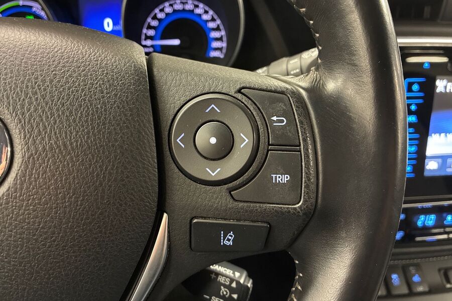 Toyota Auris vaihtoauto