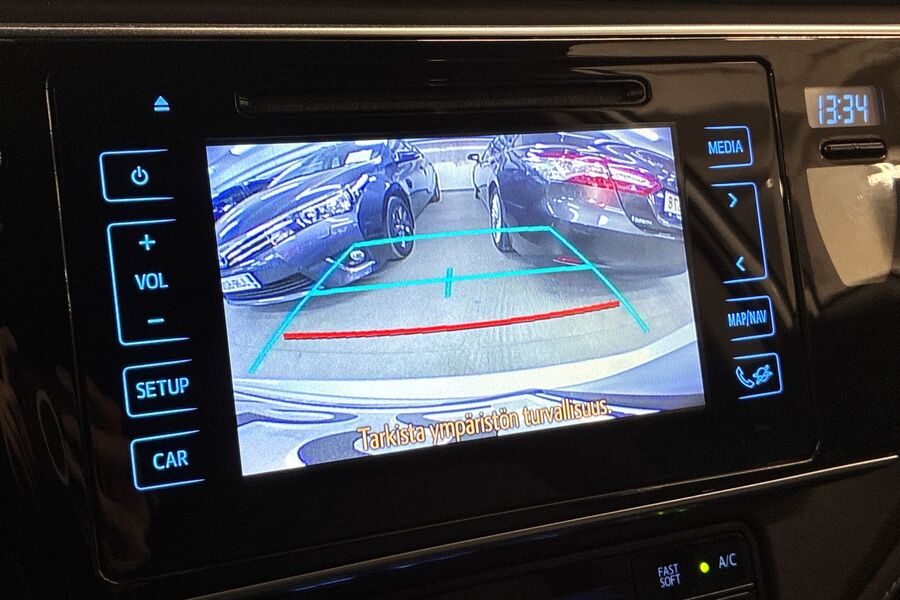 Toyota Auris vaihtoauto