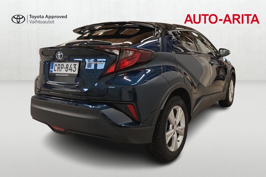 Toyota C-HR vaihtoauto