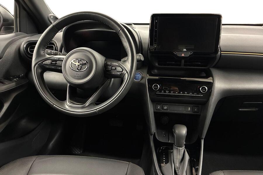 Toyota Yaris Cross vaihtoauto