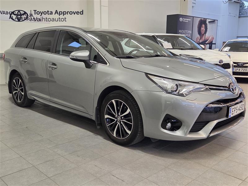 Toyota Avensis vaihtoauto