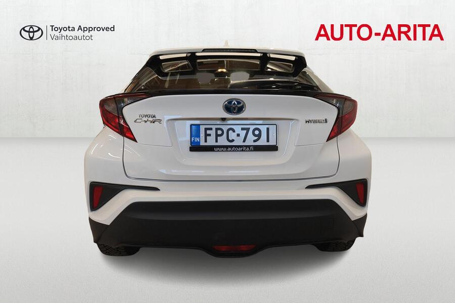 Toyota C-HR vaihtoauto