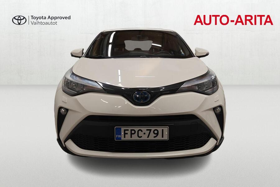 Toyota C-HR vaihtoauto