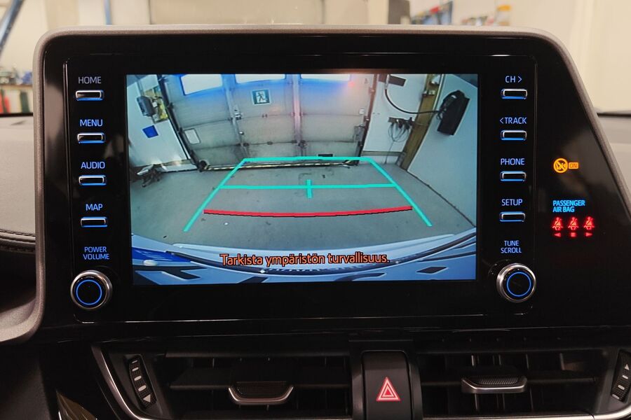 Toyota C-HR vaihtoauto