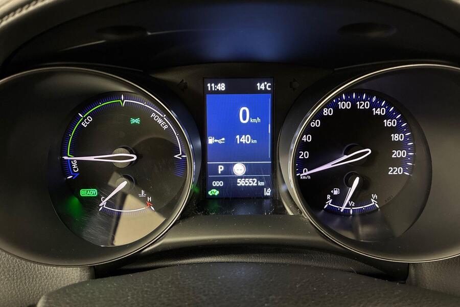 Toyota C-HR vaihtoauto