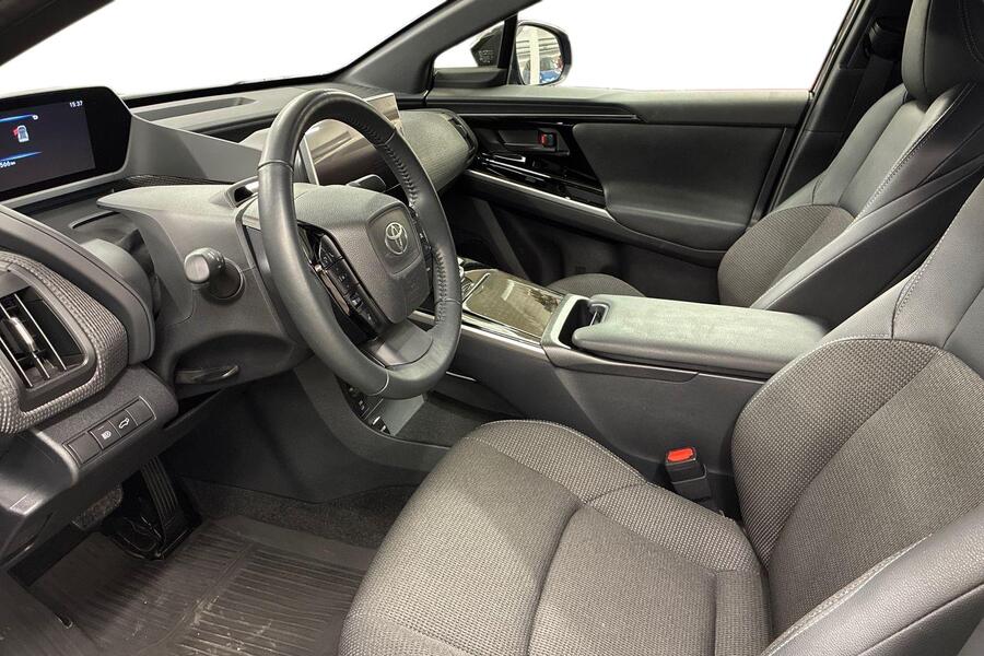 Toyota bZ4X vaihtoauto