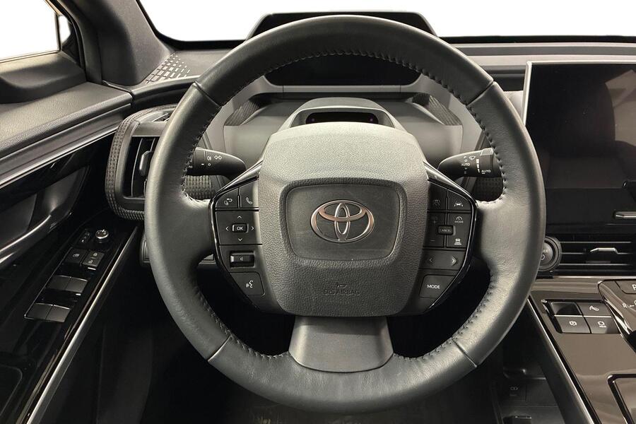 Toyota bZ4X vaihtoauto