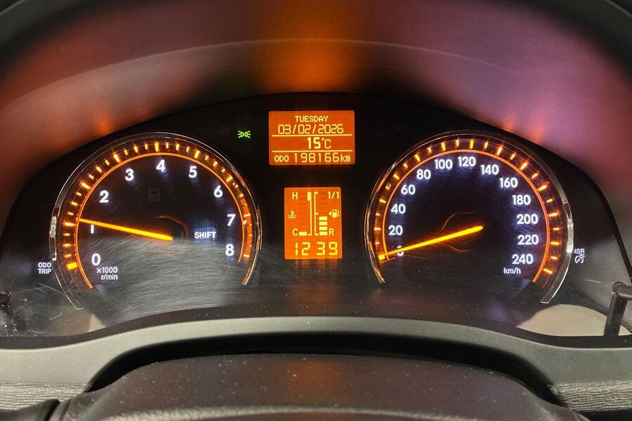 Toyota Avensis vaihtoauto