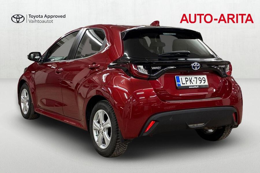 Toyota Yaris vaihtoauto