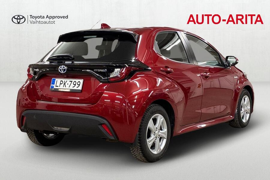 Toyota Yaris vaihtoauto