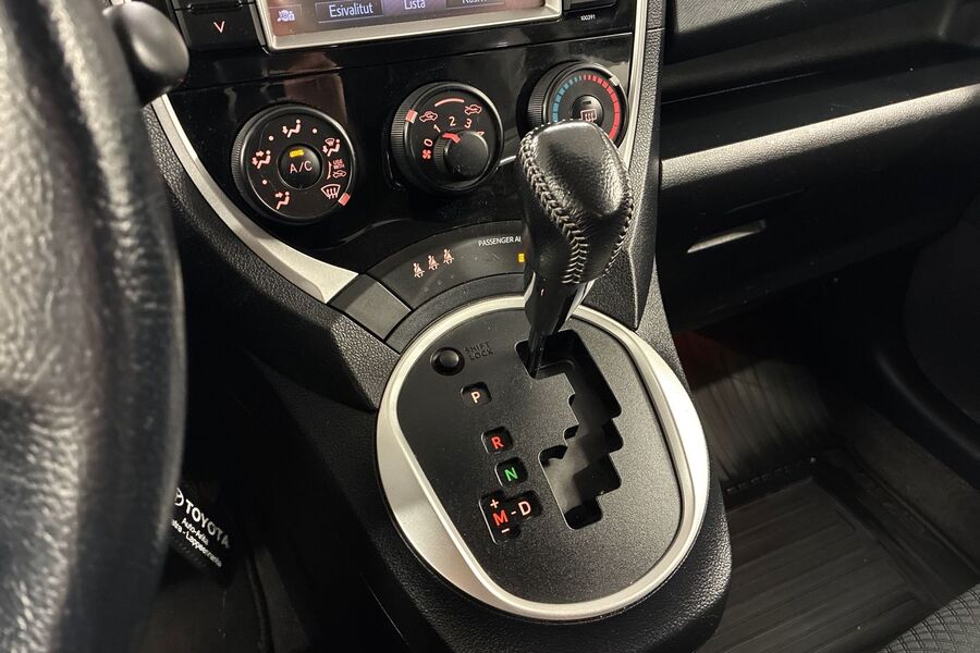 Toyota Verso-S vaihtoauto