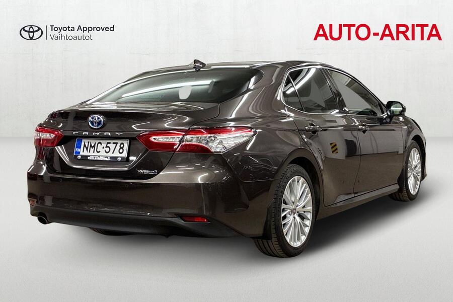 Toyota Camry vaihtoauto