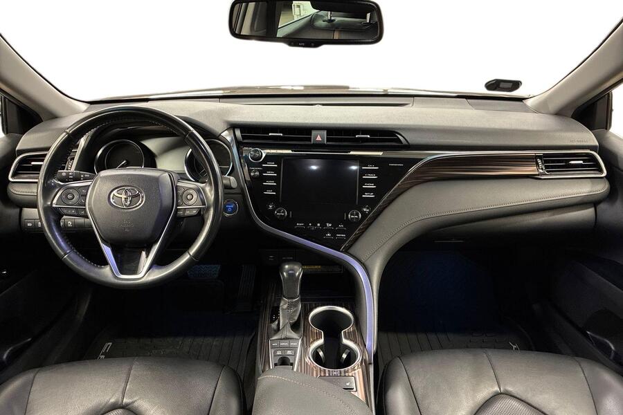 Toyota Camry vaihtoauto