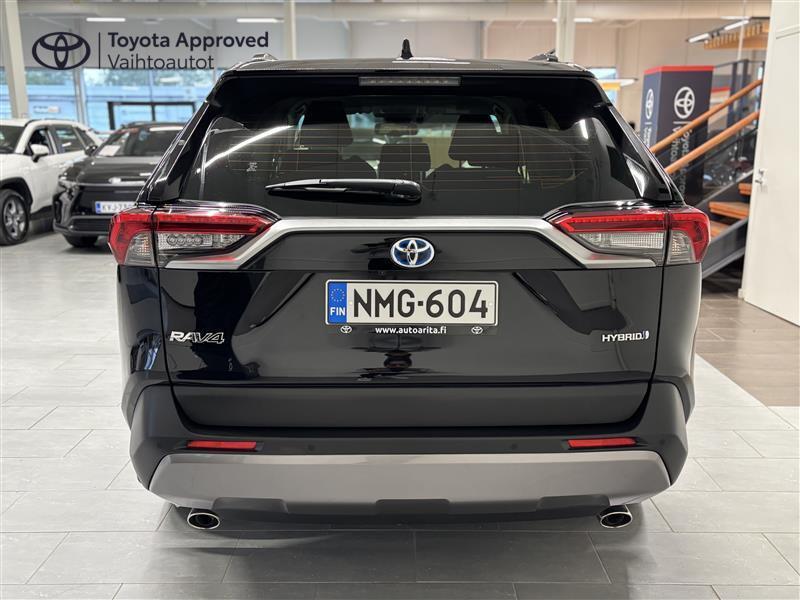 Toyota RAV4 vaihtoauto