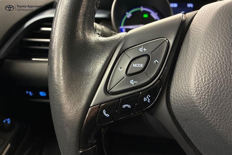 Toyota C-HR vaihtoauto