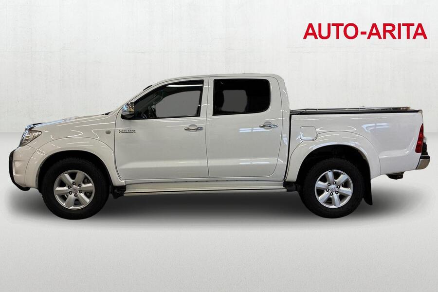 Toyota Hilux vaihtoauto