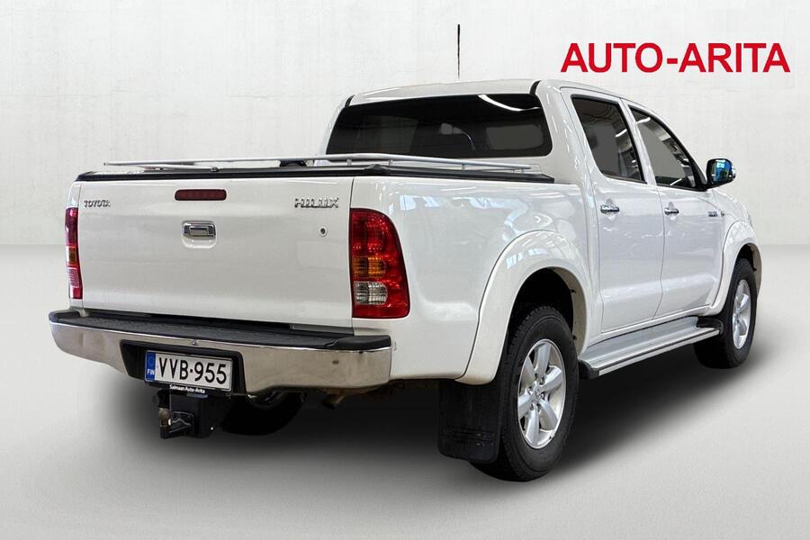 Toyota Hilux vaihtoauto