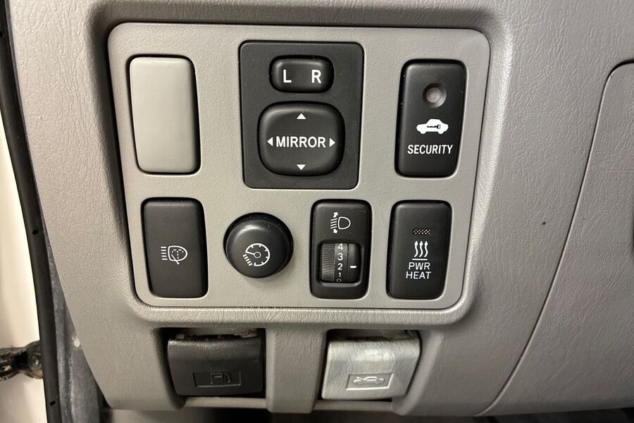 Toyota Hilux vaihtoauto