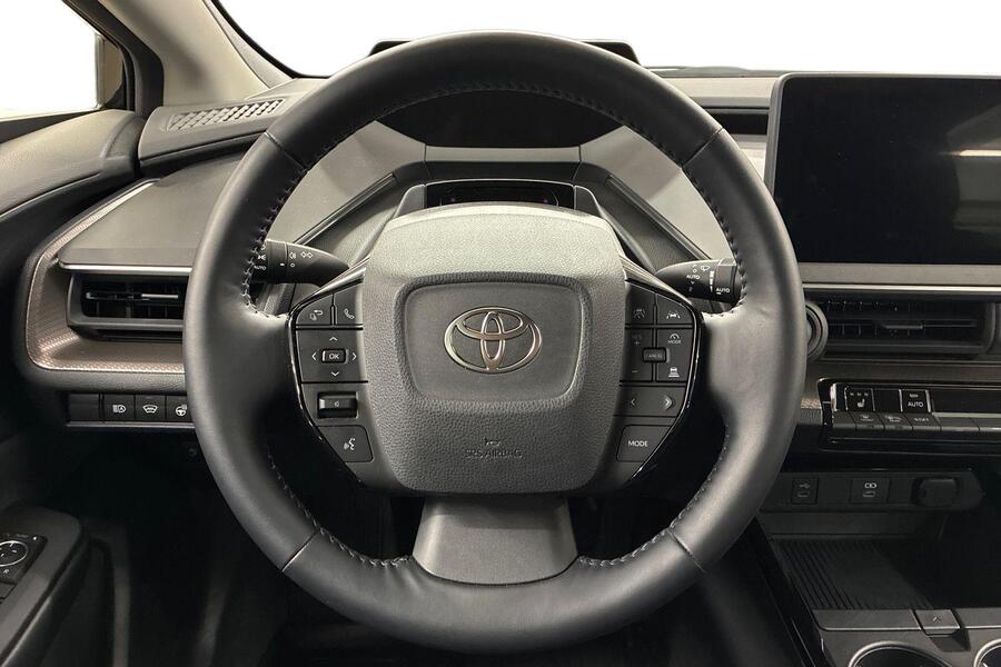 Toyota Prius Plug-in vaihtoauto