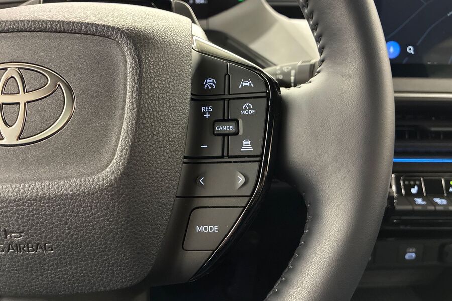 Toyota Prius Plug-in vaihtoauto