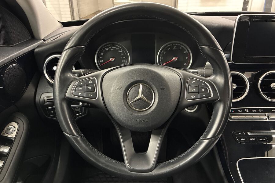 Mercedes-Benz C vaihtoauto
