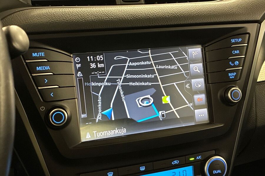 Toyota Avensis vaihtoauto