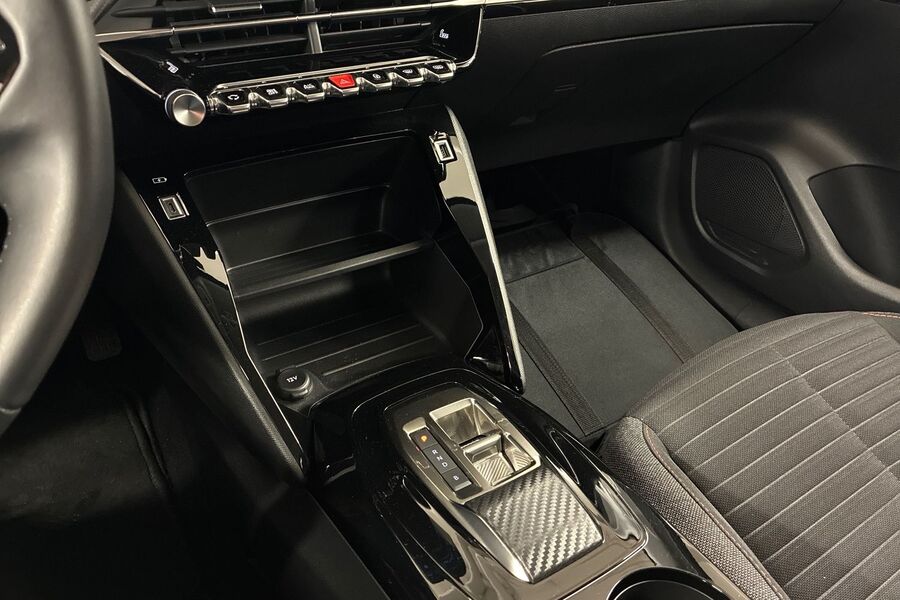 Peugeot e-208 vaihtoauto